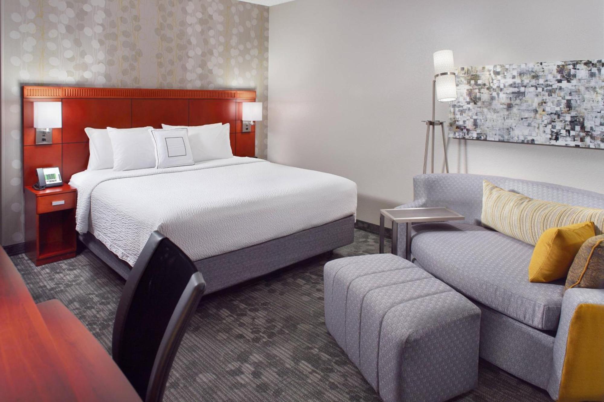 Courtyard By Marriott Greensboro Kültér fotó