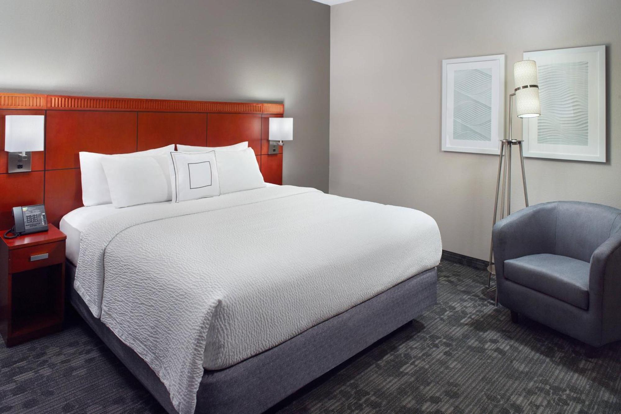 Courtyard By Marriott Greensboro Kültér fotó